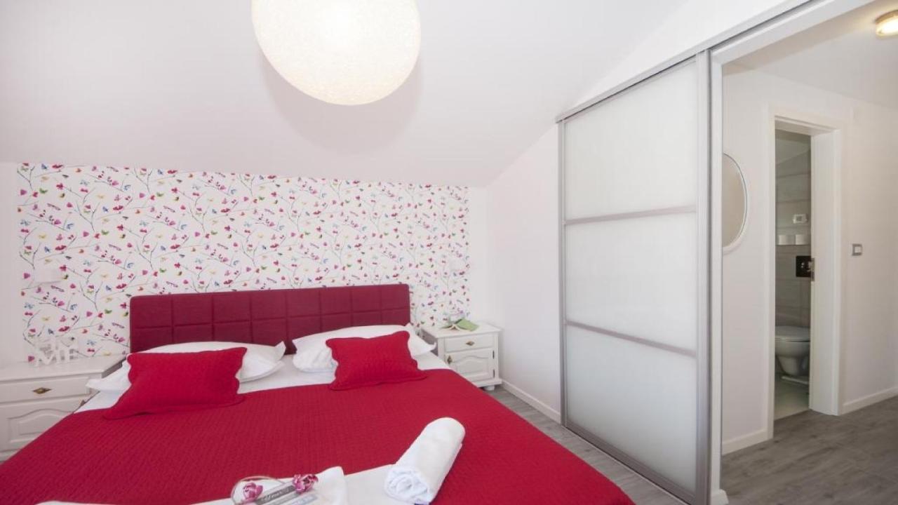 Apartments Angela Baška Voda 部屋 写真