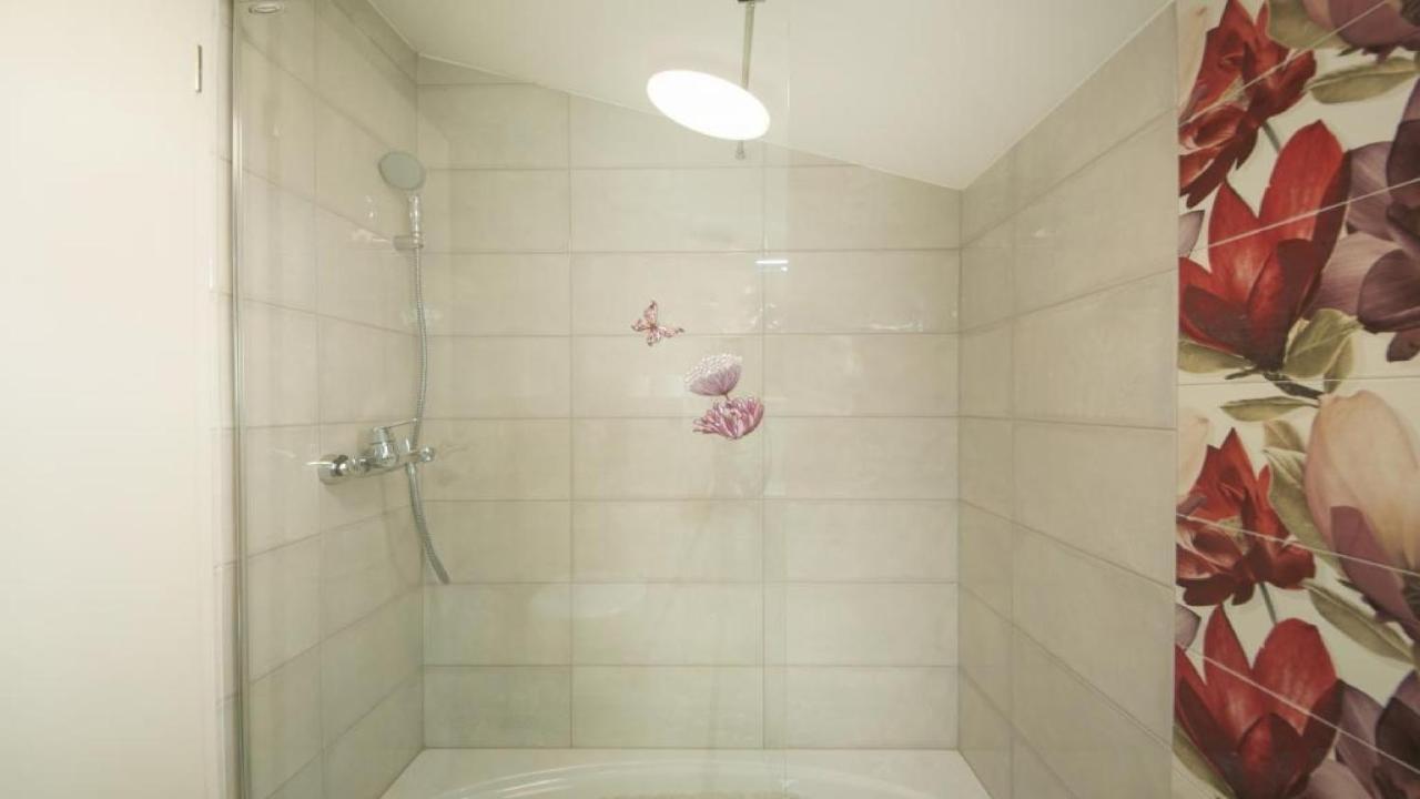 Apartments Angela Baška Voda 部屋 写真